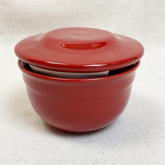 Emile Henry Butter Pot red ceramic nwot butter keep - Picture 2 of 6
